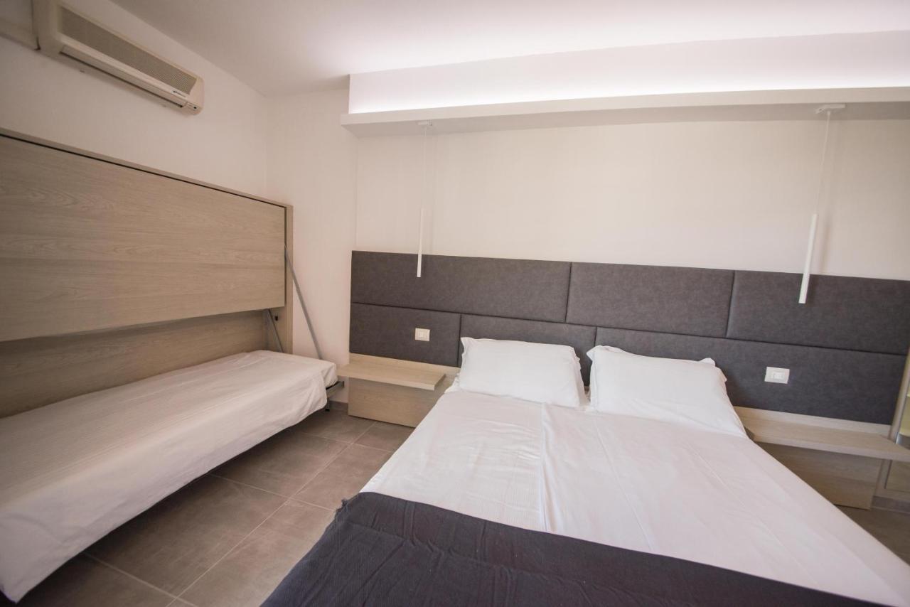 Residence Cristine Riva del Garda Exterior foto