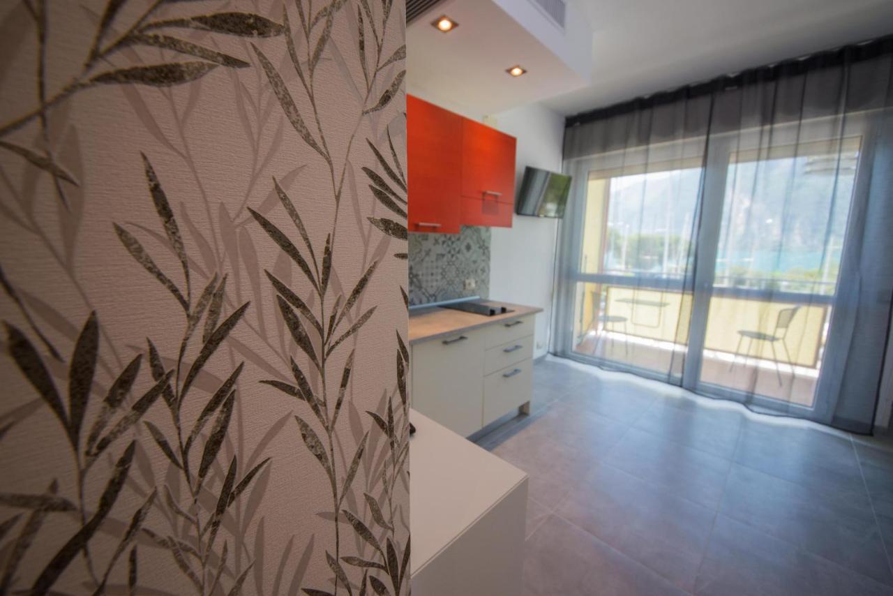 Residence Cristine Riva del Garda Exterior foto