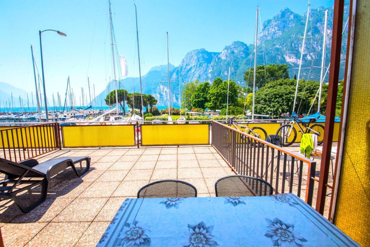 Residence Cristine Riva del Garda Exterior foto