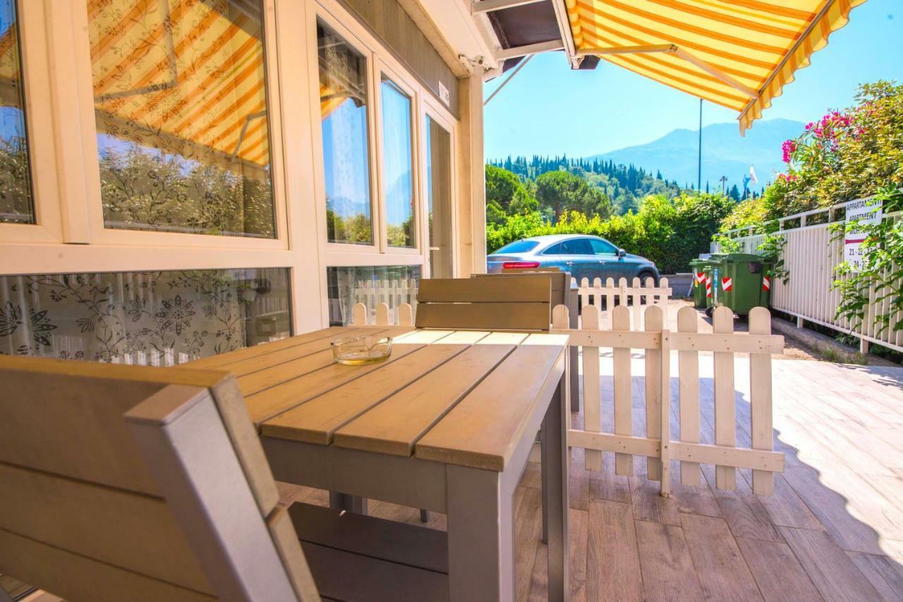 Residence Cristine Riva del Garda Exterior foto